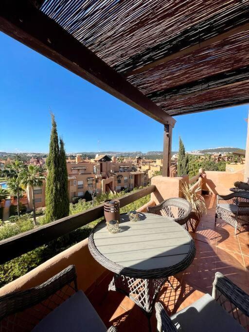 Bahia de Casares Schoenes Penthouse Mit Meerblick Pura Vida מראה חיצוני תמונה